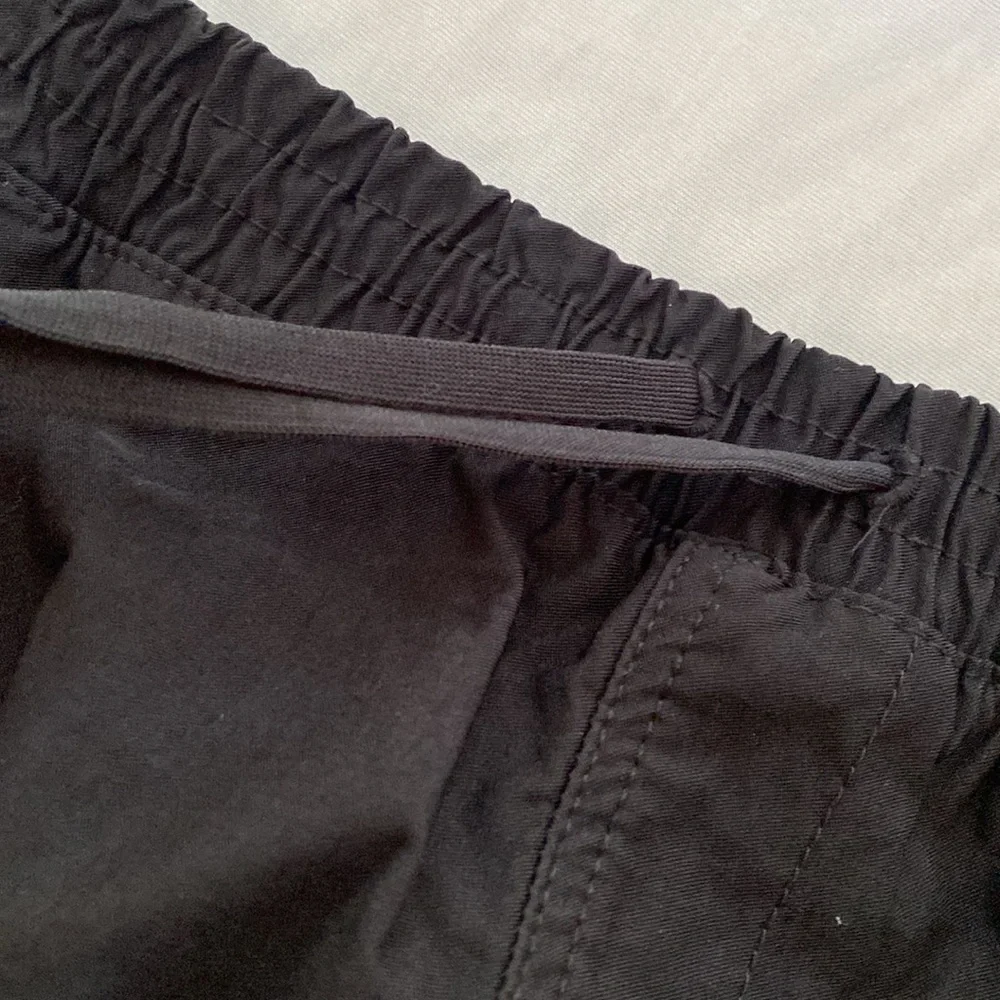 Hurley pants pull on drawstring elastic waist fitted elastic at ankles size 7/8